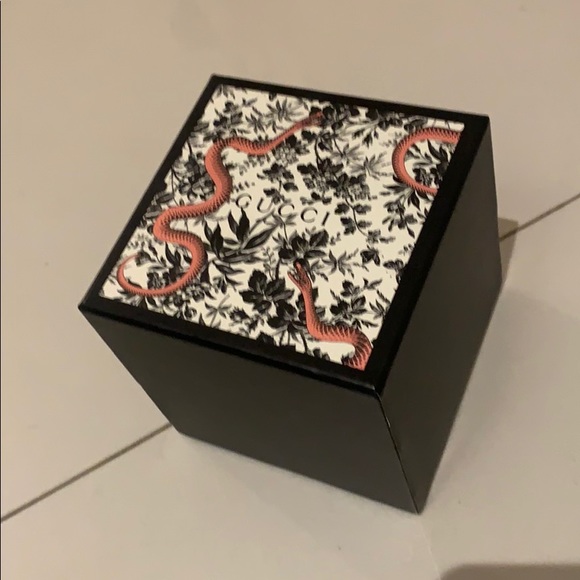 gucci jewellery packaging